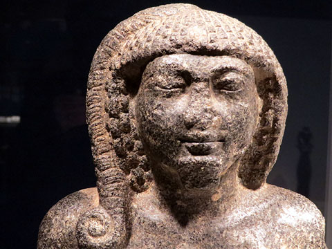 Est&agrave;tua d'un pr&iacute;ncep. Granit. Dinastia XIX, regnats de Ramesses II a Merenptah, Ca. 1279-1203 aC