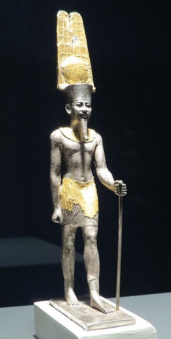 Estatueta del d&eacute;u Amon-Re. Plata sobredaurada. Tercer Per&iacute;ode Intermediari, Ca. 1069-664 aC. Karnak, Tebes