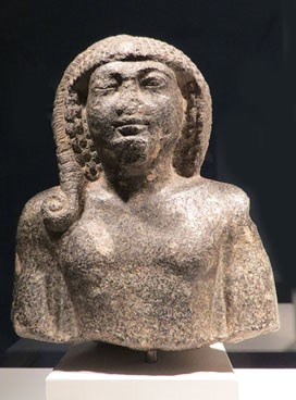 Est&agrave;tua d'un pr&iacute;ncep. Granit. Dinastia XIX, regnats de Ramesses II a Merenptah, Ca. 1279-1203 aC