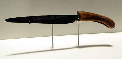 Models d'eines de dip&ograve;sits de fundaci&oacute;. Fusta i bronze. Dinastia XVIII, regnat d'Hatshepsut, Ca. 1472-1458 aC. Deir el-Bahari, Tebes