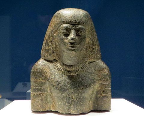 Est&agrave;tua d'un personatge d'alt rang. Granit. Dinastia XVIII, Ca. 1550-1295 aC