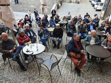 Presentaci&oacute; de 'H&egrave;lios. Contra la dictadura amb humor' de Pius Pujades