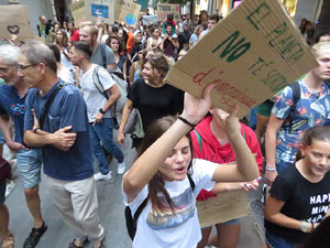 Manifestaci&oacute; contra el canvi clim&agrave;tic organitzada per Fridays for Future i Revoluci&oacute; o Extinci&oacute;