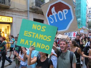 Manifestaci&oacute; contra el canvi clim&agrave;tic organitzada per Fridays for Future i Revoluci&oacute; o Extinci&oacute;