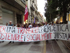 Manifestaci&oacute; contra el canvi clim&agrave;tic organitzada per Fridays for Future i Revoluci&oacute; o Extinci&oacute;