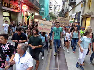 Manifestaci&oacute; contra el canvi clim&agrave;tic organitzada per Fridays for Future i Revoluci&oacute; o Extinci&oacute;