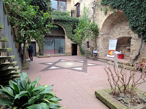 Dia de la Mem&ograve;ria de l'Holocaust i la Prevenci&oacute; dels Crims contra la Humanitat al Pati dels Rabins del Centre Bonastruc &ccedil;a Porta