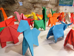 Origami. Exposici&oacute; de Jordi Pericot al Centre C&iacute;vic de Santa Eug&egrave;nia de Ter - Can Ninetes
