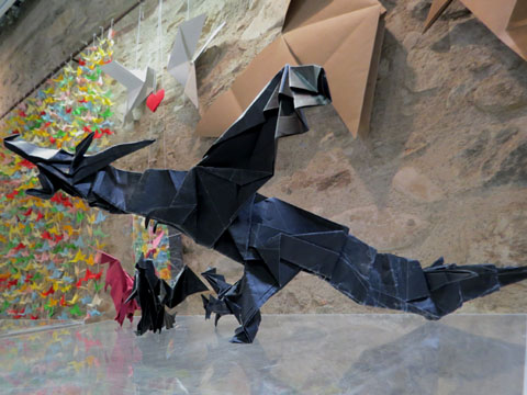 Drac fet amb la tècnica de l'Origami