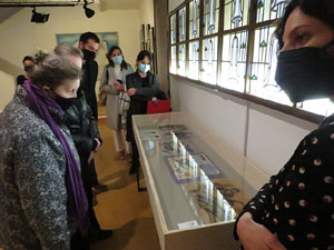 Exposició 'Plurals en femení. Sororitats' al Museu d'Història de Girona