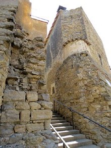 Portal d'accés al nucli emmurallat d'Ullastret