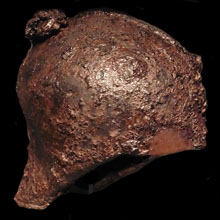 Casc militar trobat a Ll&iacute;via. Segle XV