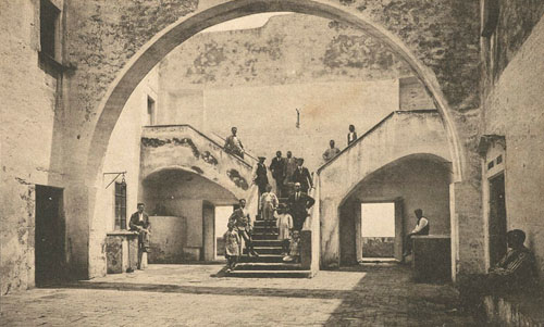 Pati de l'ermita de Sant Sebasti&agrave;. 1910-1925