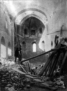 Començament de les obres de reconstrucció de Santa Maria de Ripoll. 1886
