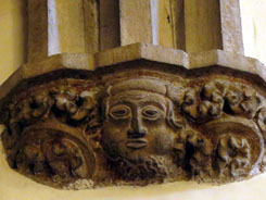 Relleu amb figura antropom&ograve;rfica