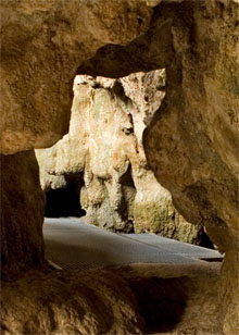 Coves prehistòriques de Serinyà