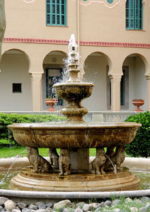 Detall del brollador de Vichy Catal&aacute;n