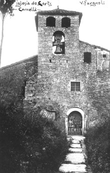 Vista de la fa&ccedil;ana i del campanar de l'esgl&eacute;sia de Sant Juli&agrave; i Santa Bassilissa de Corts. 1911