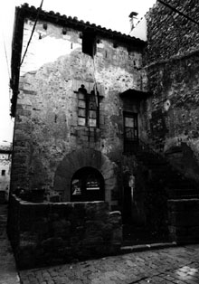 Can Roure, antic casal dels Mateu. 1989